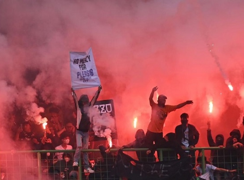 Permintaan Maaf Persija Jakarta ke Persib Bandung Terkait Kisruh Suporrer