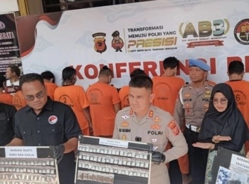 Polres Cirebon Kota Bongkar Jaringan pengedar narkoba dan Amankan 20 tersangka