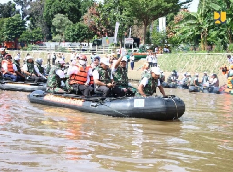 Peringati Hari Bakti PU Ke-79, Kementerian PU Ajak Warga Tingkatkan Kepedulian pada Sungai Ciliwung