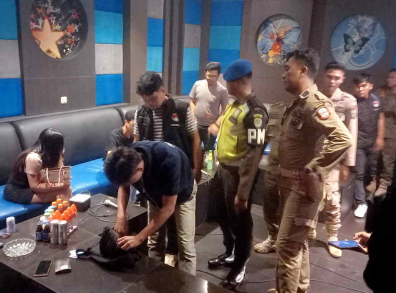 Tim Gabungan Razia Tempat Hiburan Malam di Pangandaran